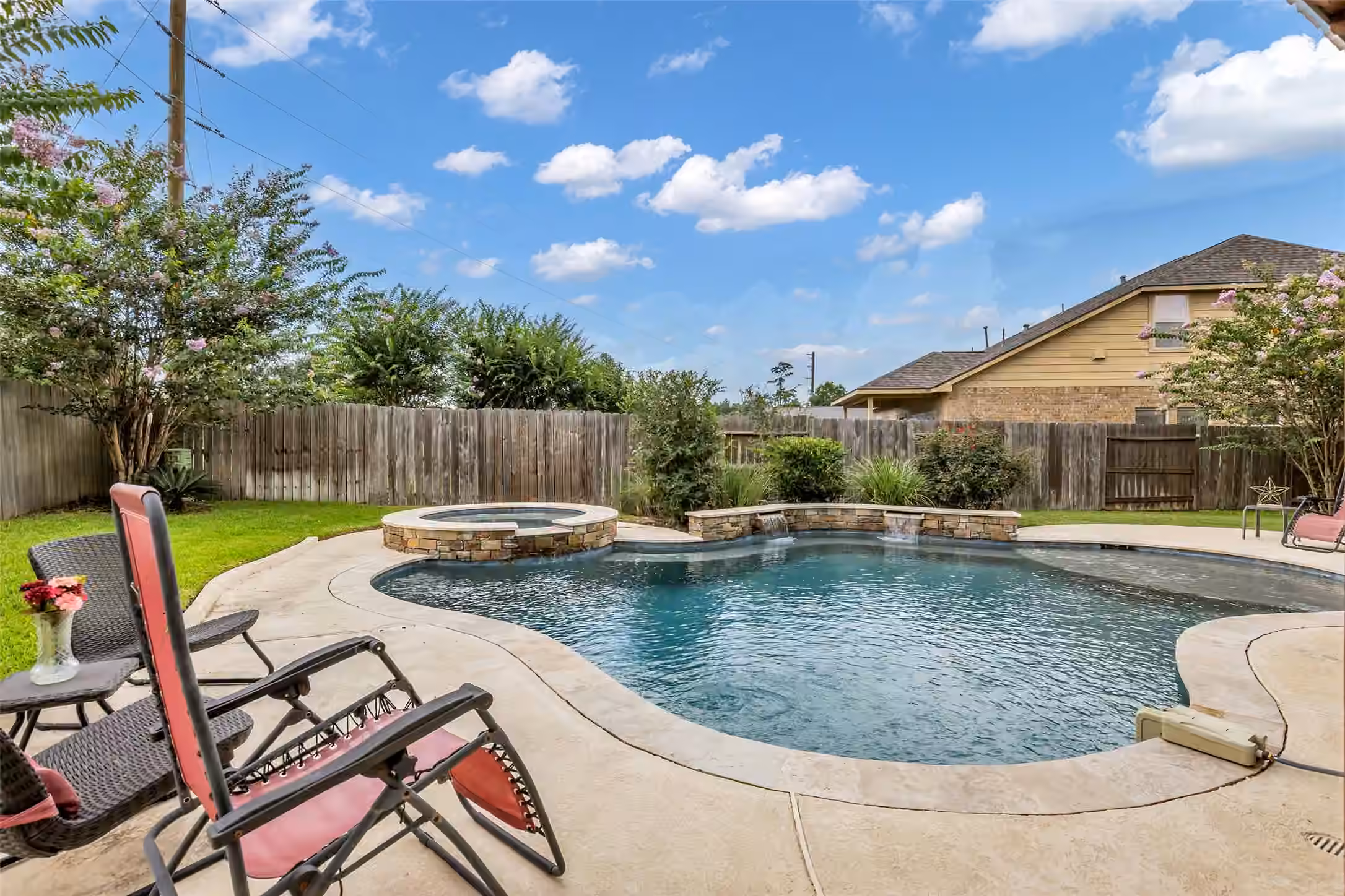Photo 7 of 31803 Forest Park Trail, Conroe, TX