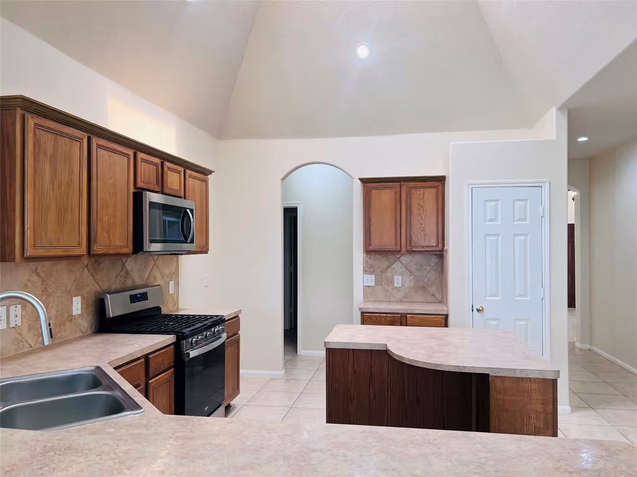 Photo 7 of 18515 Windy Village Lane, Katy, TX