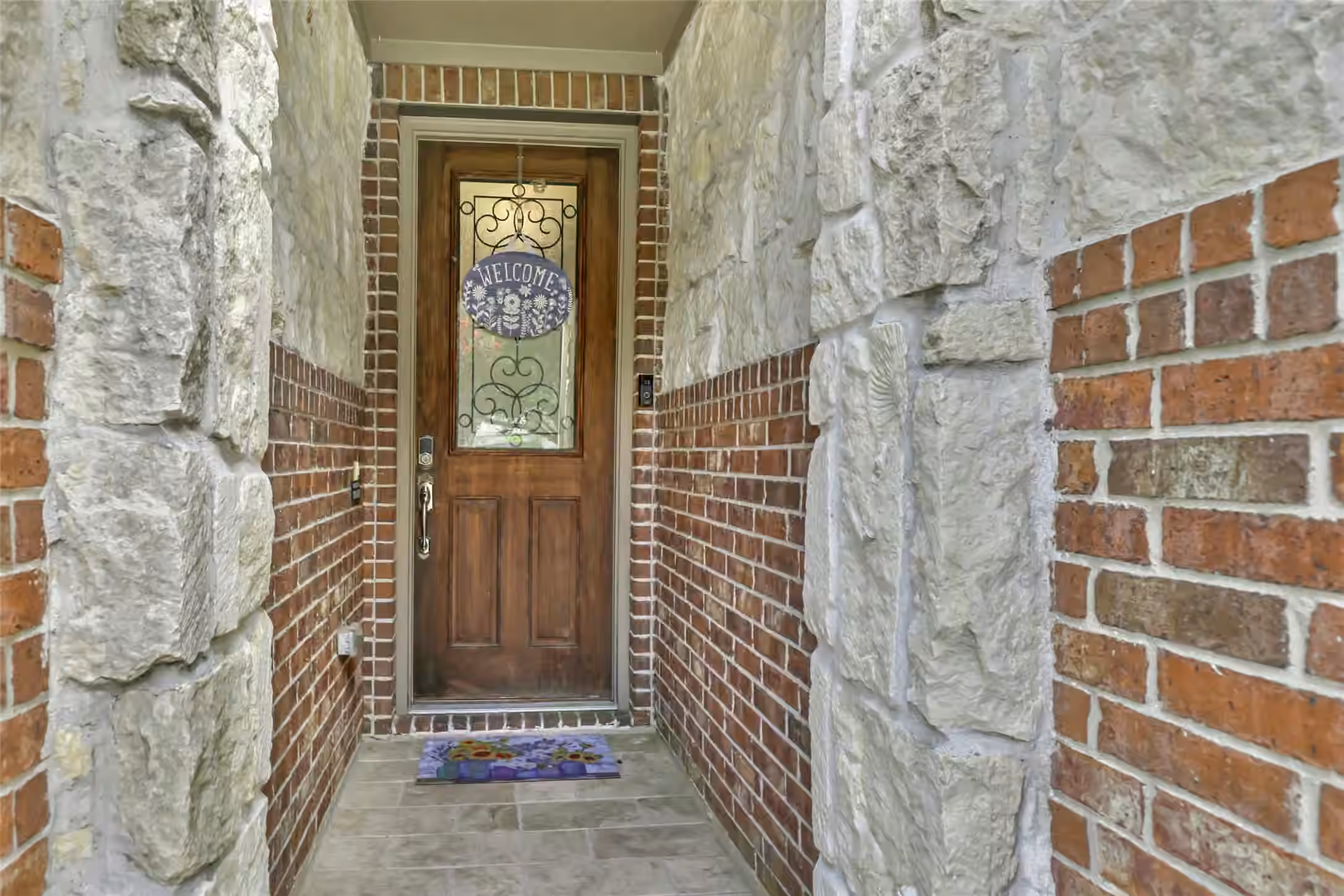 Photo 4 of 10206 Eagle Hollow Drive, Humble, TX
