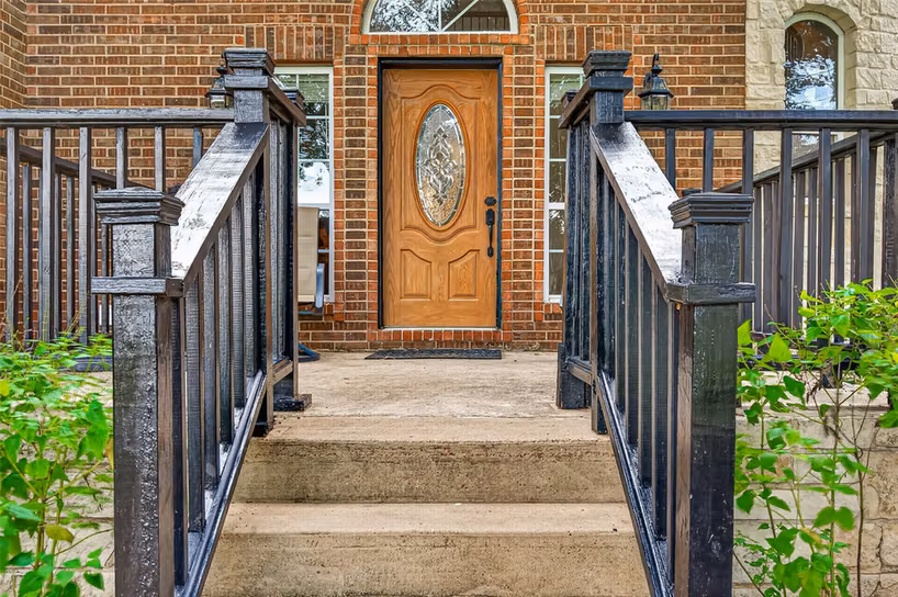 Photo 4 of 11232 Kentucky Oaks Drive, Conroe, TX