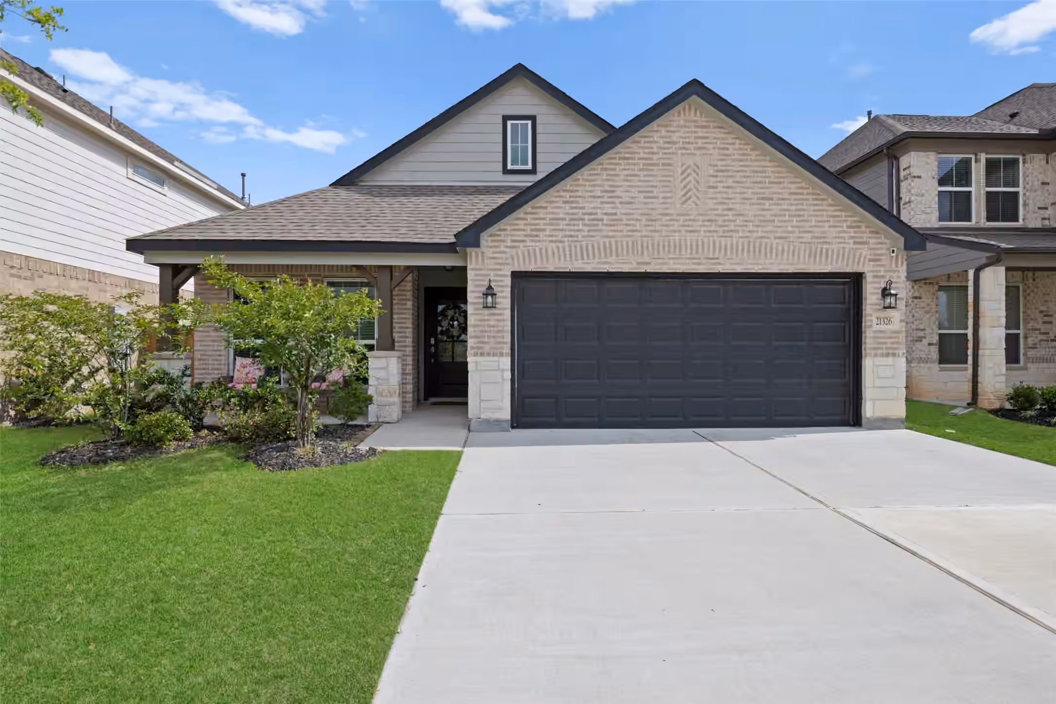 Photo 2 of 21326 Monterrico Bay Drive, Cypress, TX