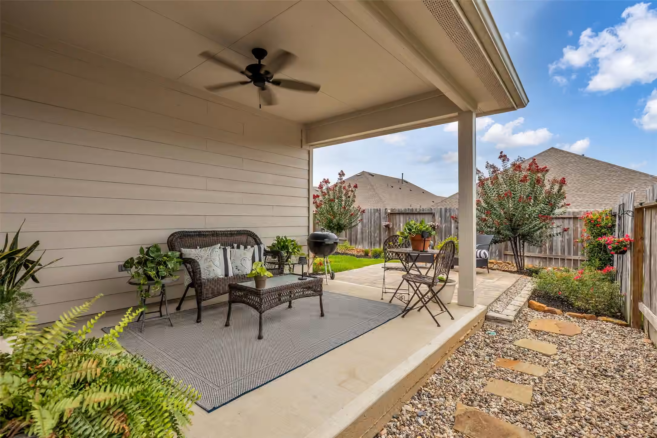 Photo 4 of 1569 Oakdale Crest Road, Montgomery, TX