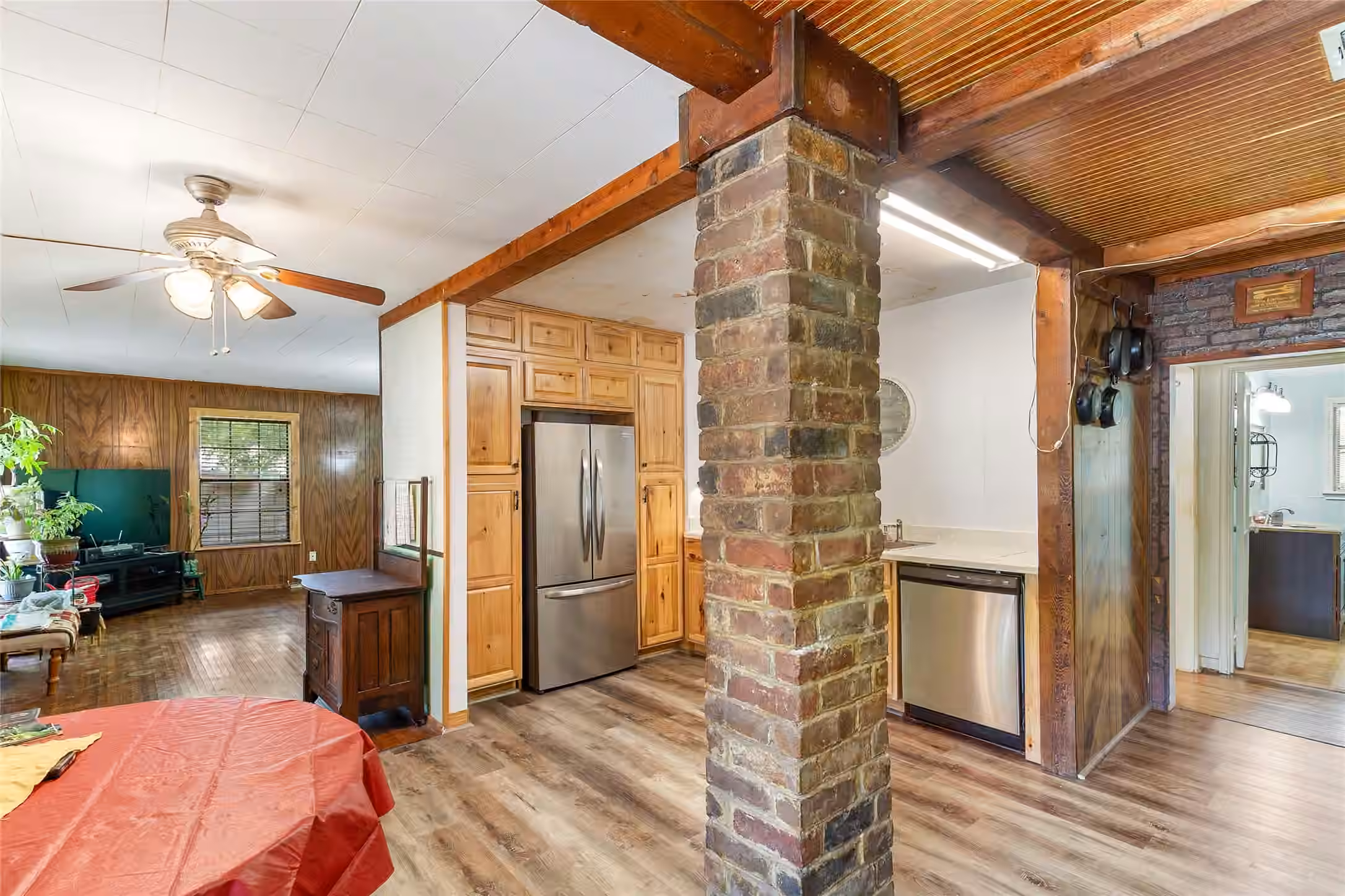 Photo 6 of 104 Camellia Street, Lake Jackson, TX