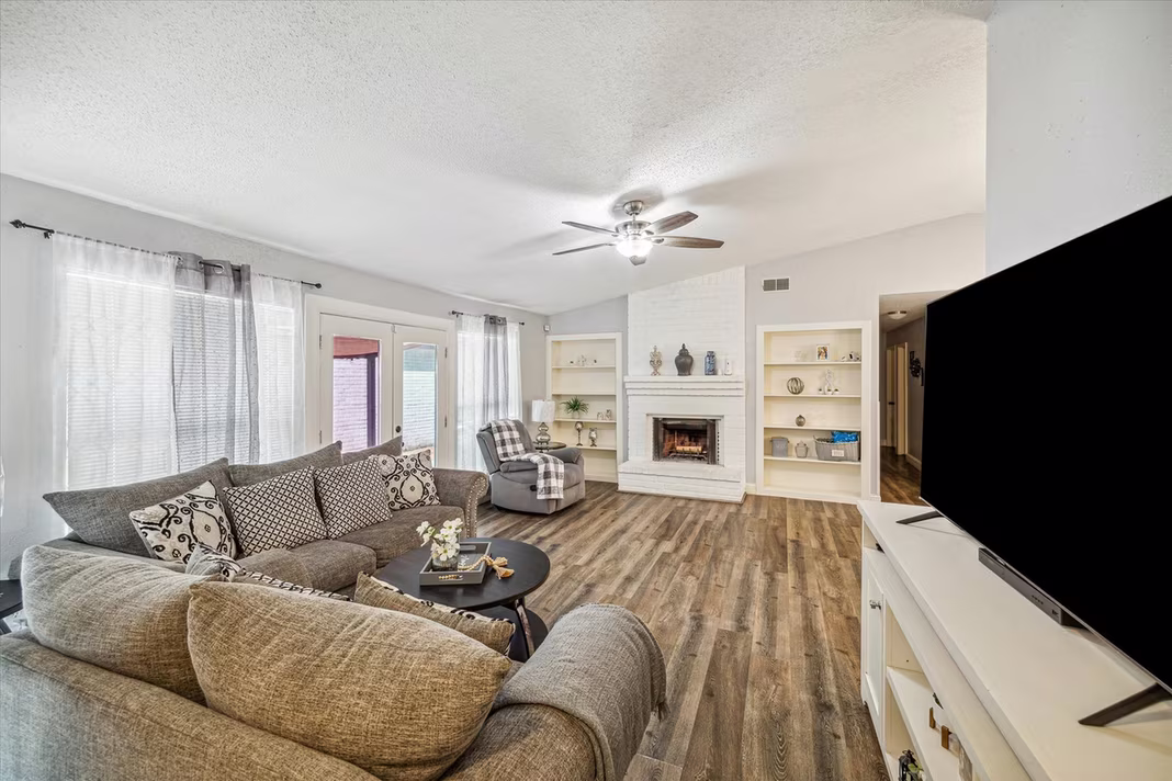 Photo 6 of 11835 Sandpiper Drive, Houston, TX