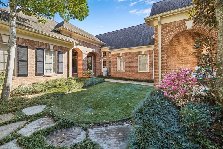 Photo 4 of 11426 Noblewood Crest Lane, Houston, TX