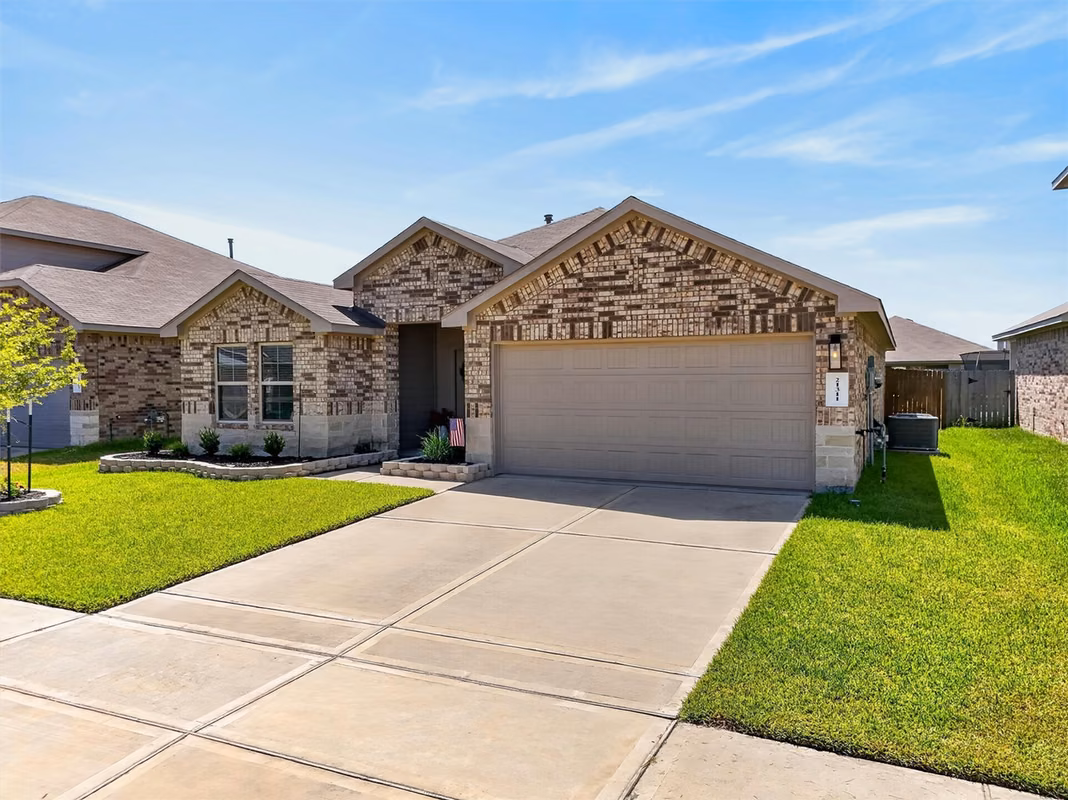 Photo 2 of 21311 Riverdew Drive, Katy, TX