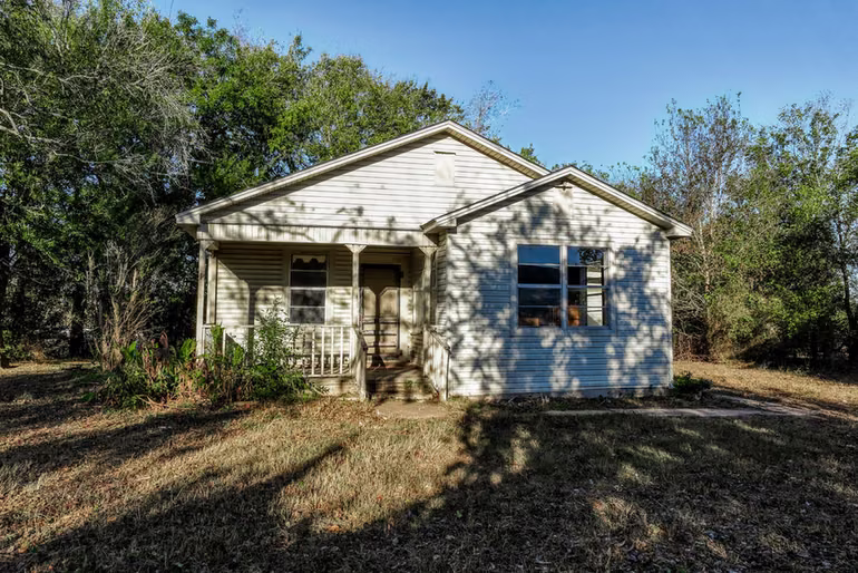 Photo 5 of 2701 S Market Street, Brenham, TX