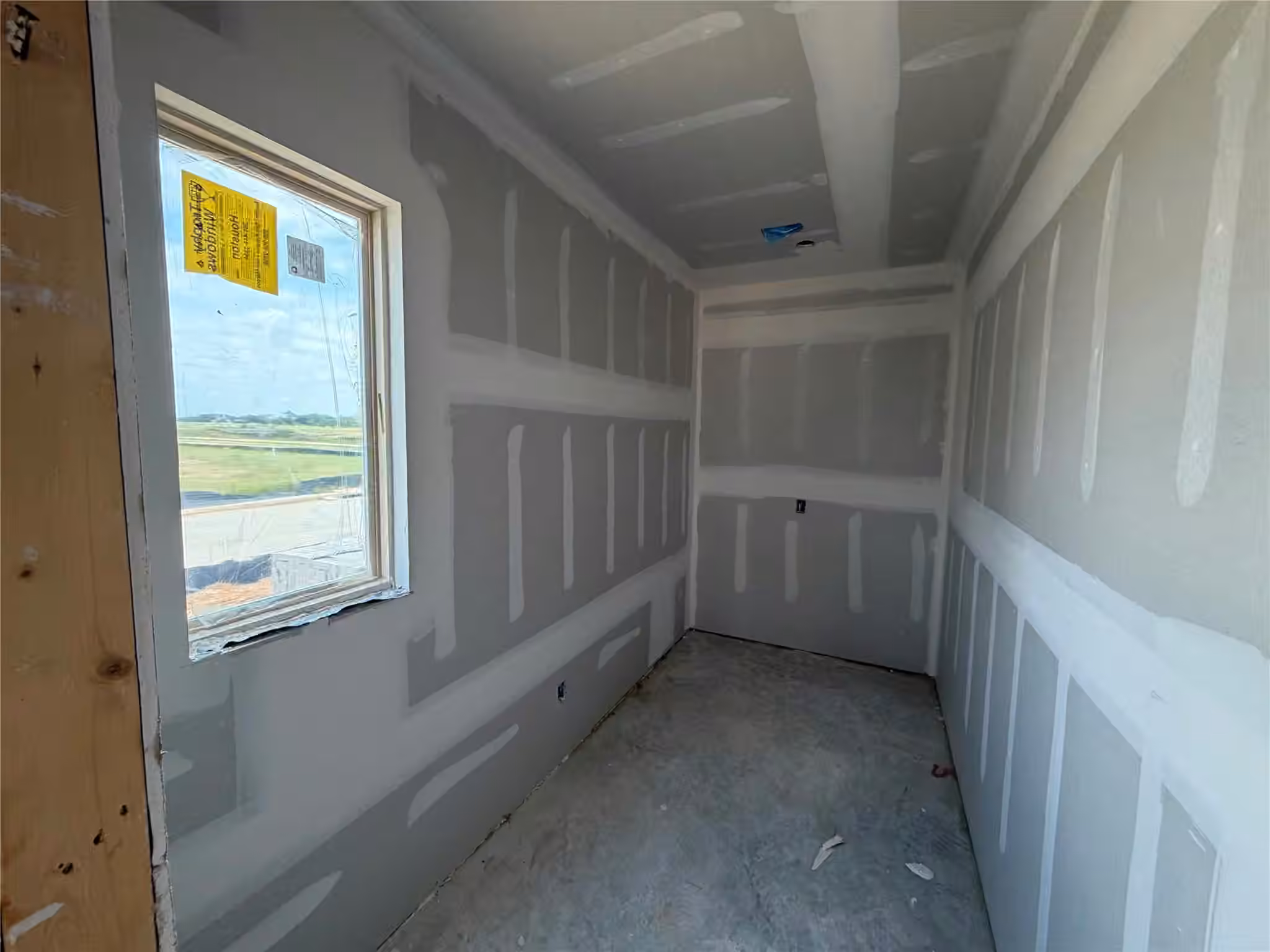 Photo 4 of 721 Green Ash Way, Waller, TX