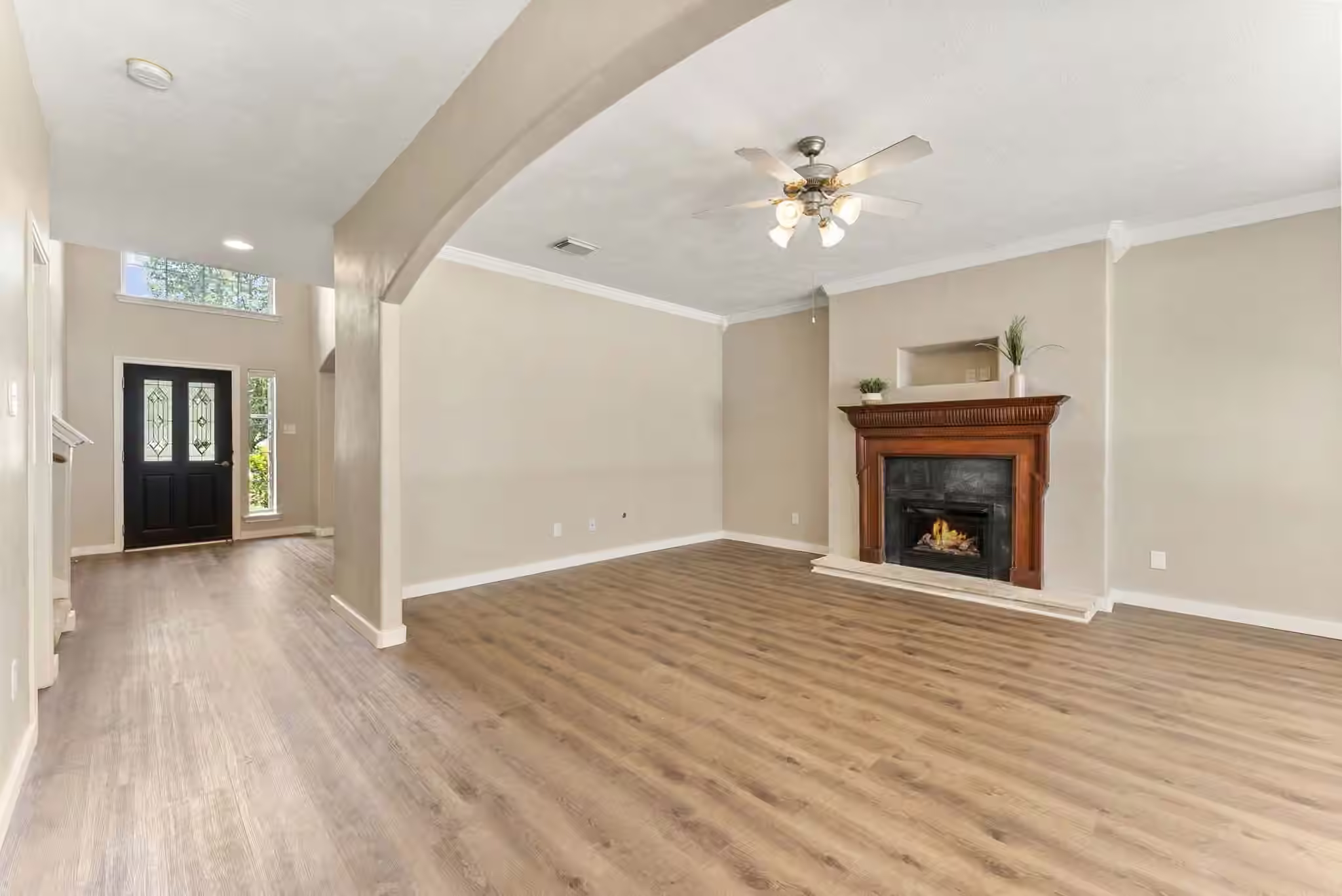 Photo 5 of 10 Otter Lodge Place, The Woodlands, TX