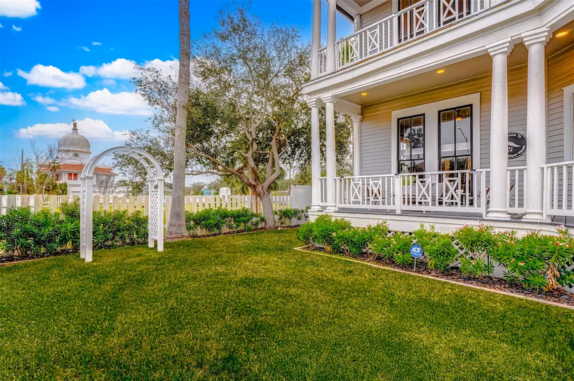 Photo 7 of 1210 Broadway Avenue J Street, Galveston, TX