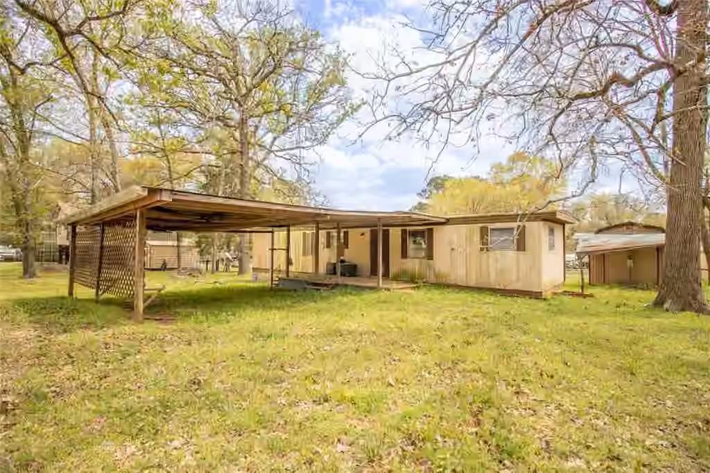 Photo of 167 W Enchantment Drive, Trinity, TX 75862