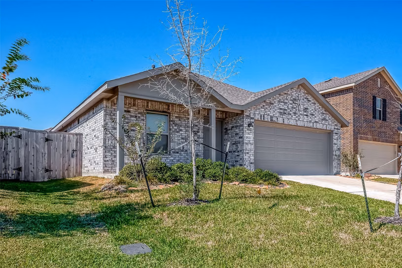 Photo 3 of 18111 Robin Creek Dr, Hockley, TX
