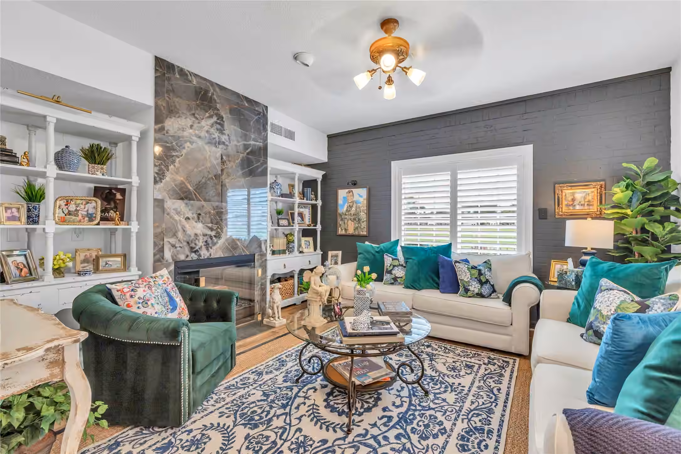 Photo 4 of 7631 Ameswood Road, Houston, TX