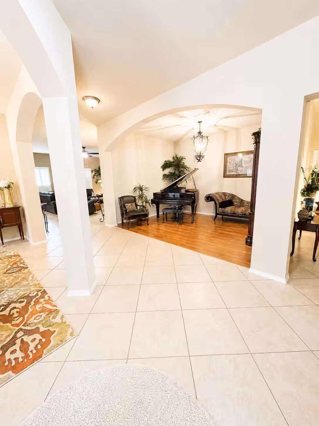 Photo 4 of 11819 Misty Peak Lane, Humble, TX