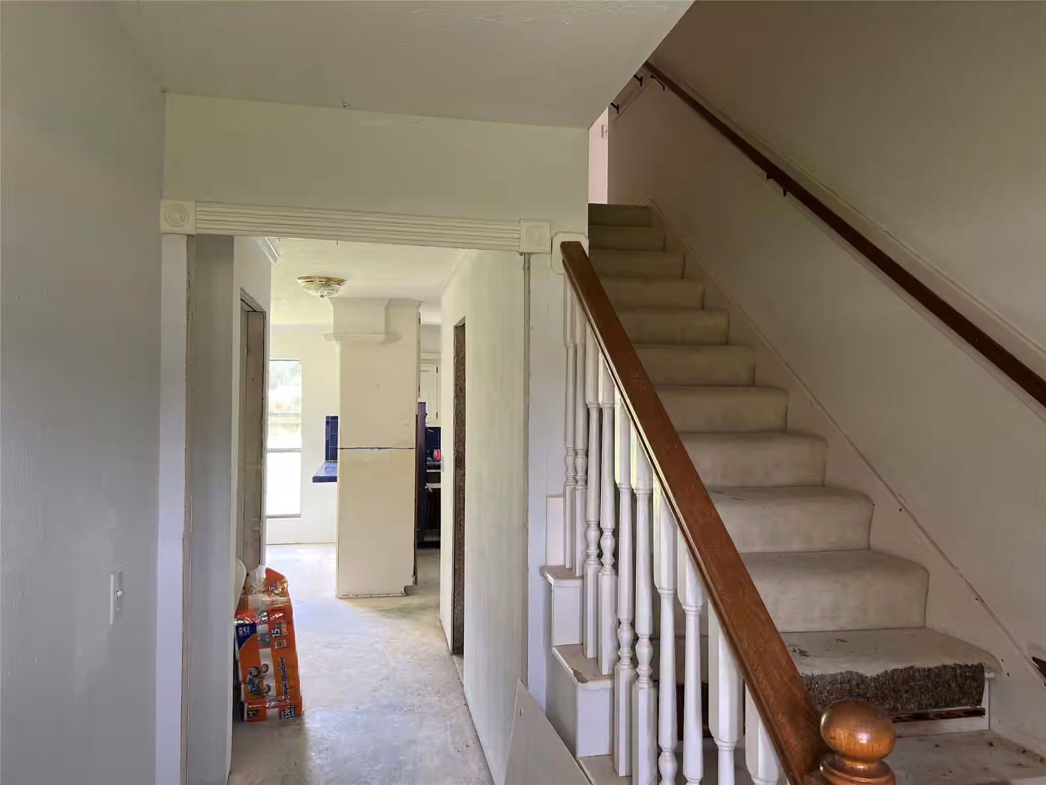 Photo 5 of 11327 Birchwood Drive, Humble, TX