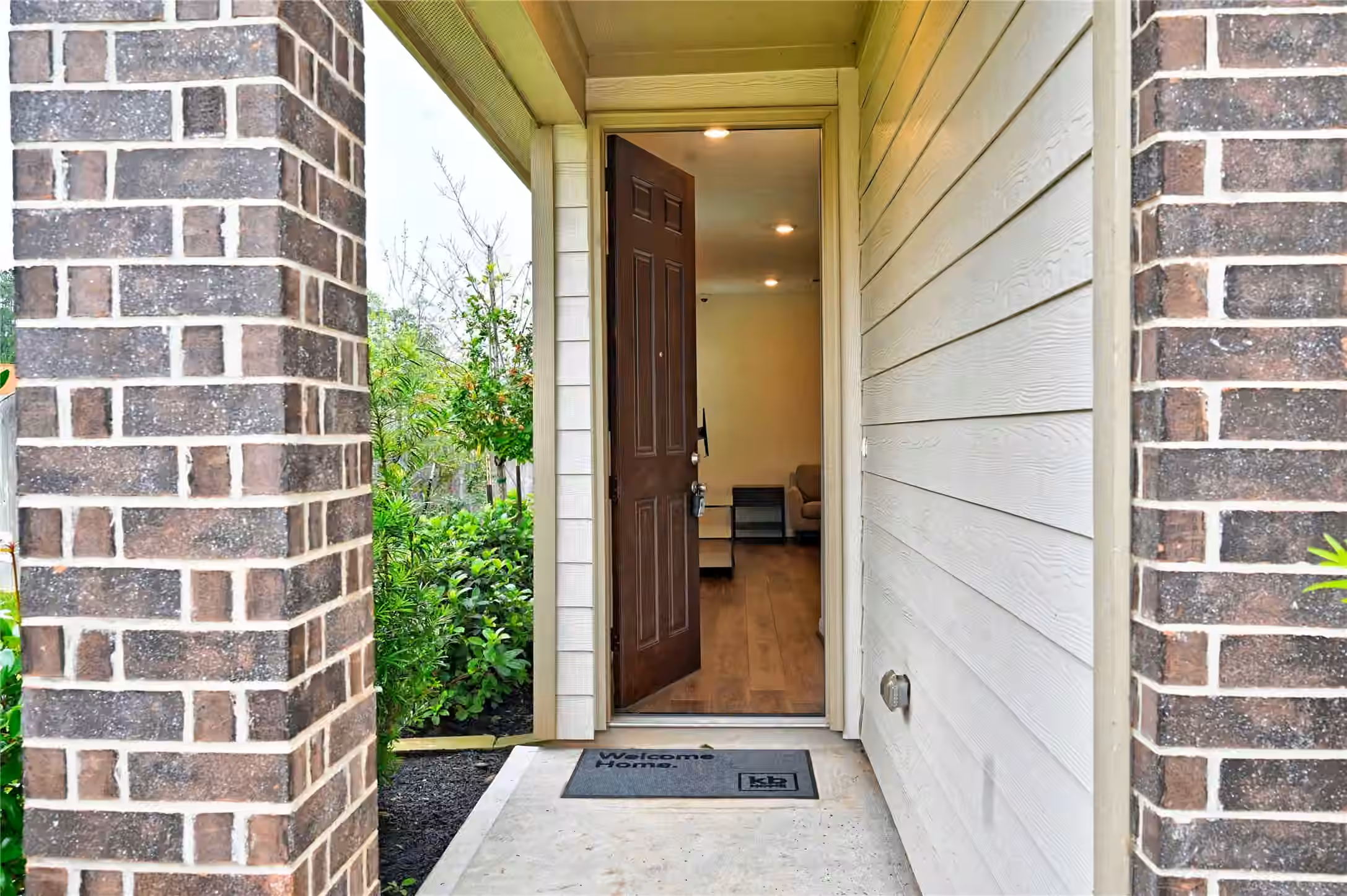 Photo 7 of 4744 Sprout Creek Court, Conroe, TX