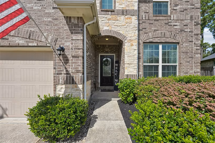 Photo 5 of 205 Elianne Lace Court, Willis, TX