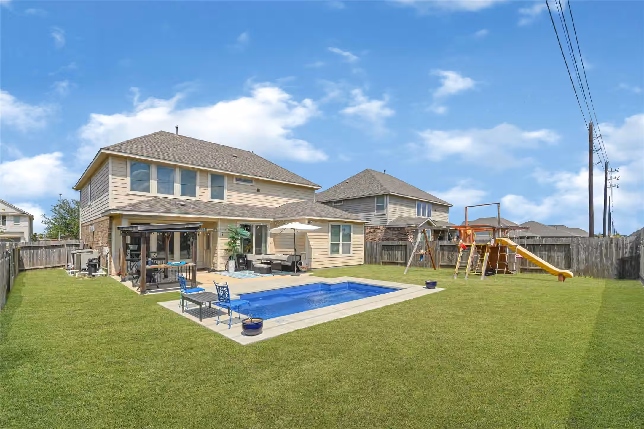 Photo 5 of 19422 Lake Ridge Drive, Manvel, TX