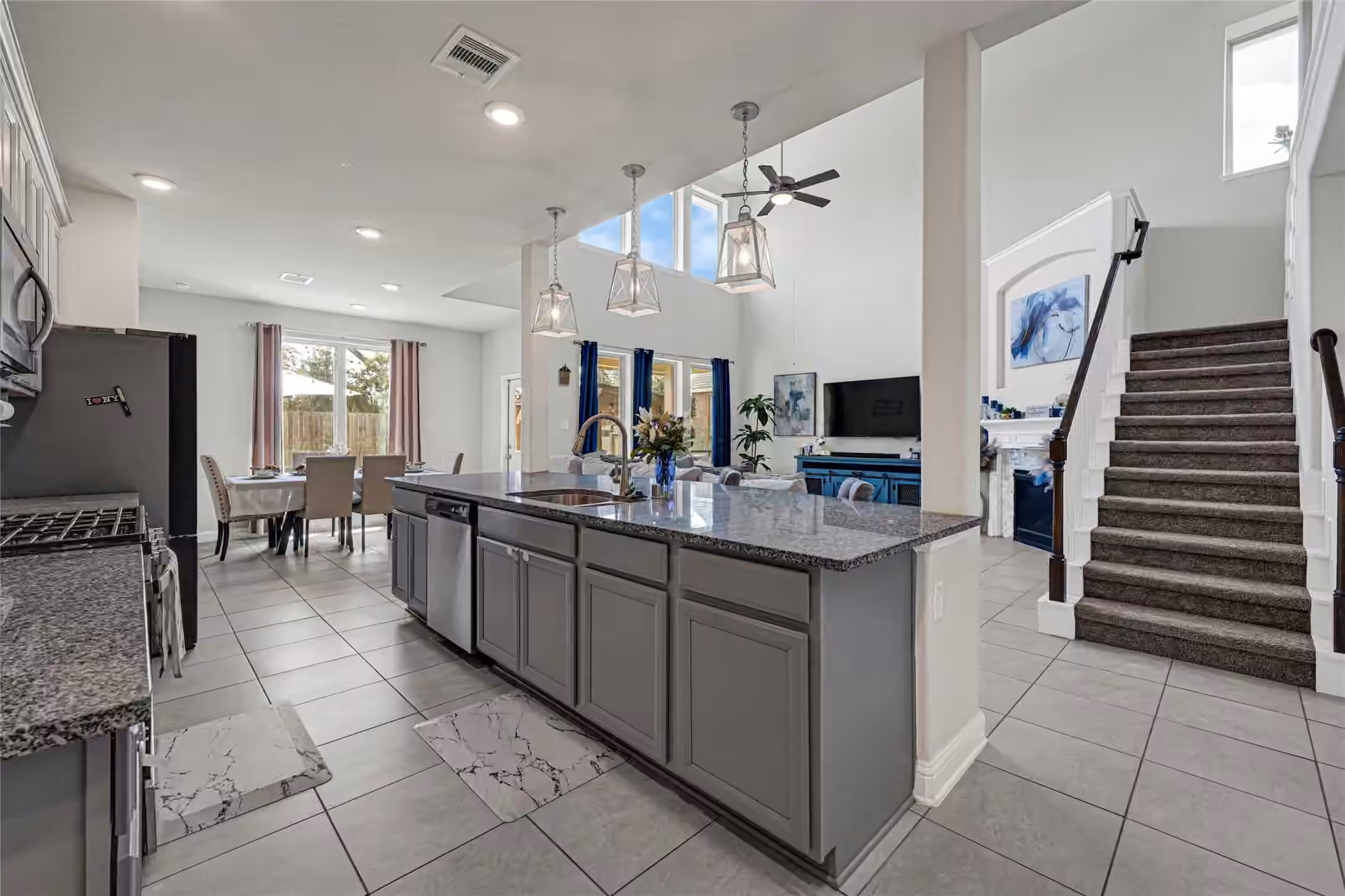 Photo 7 of 19422 Lake Ridge Drive, Manvel, TX