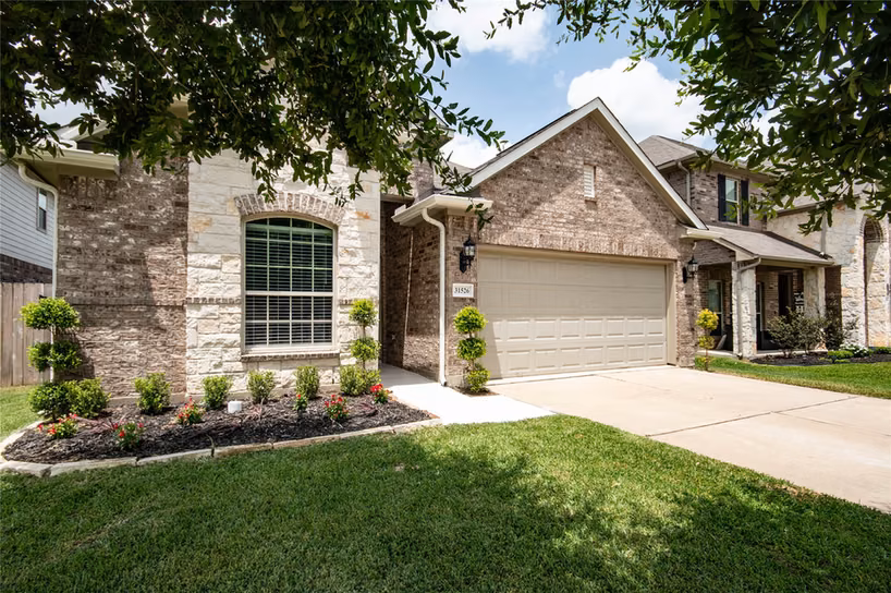 Photo 2 of 31526 Elkcreek Bend Drive, Hockley, TX