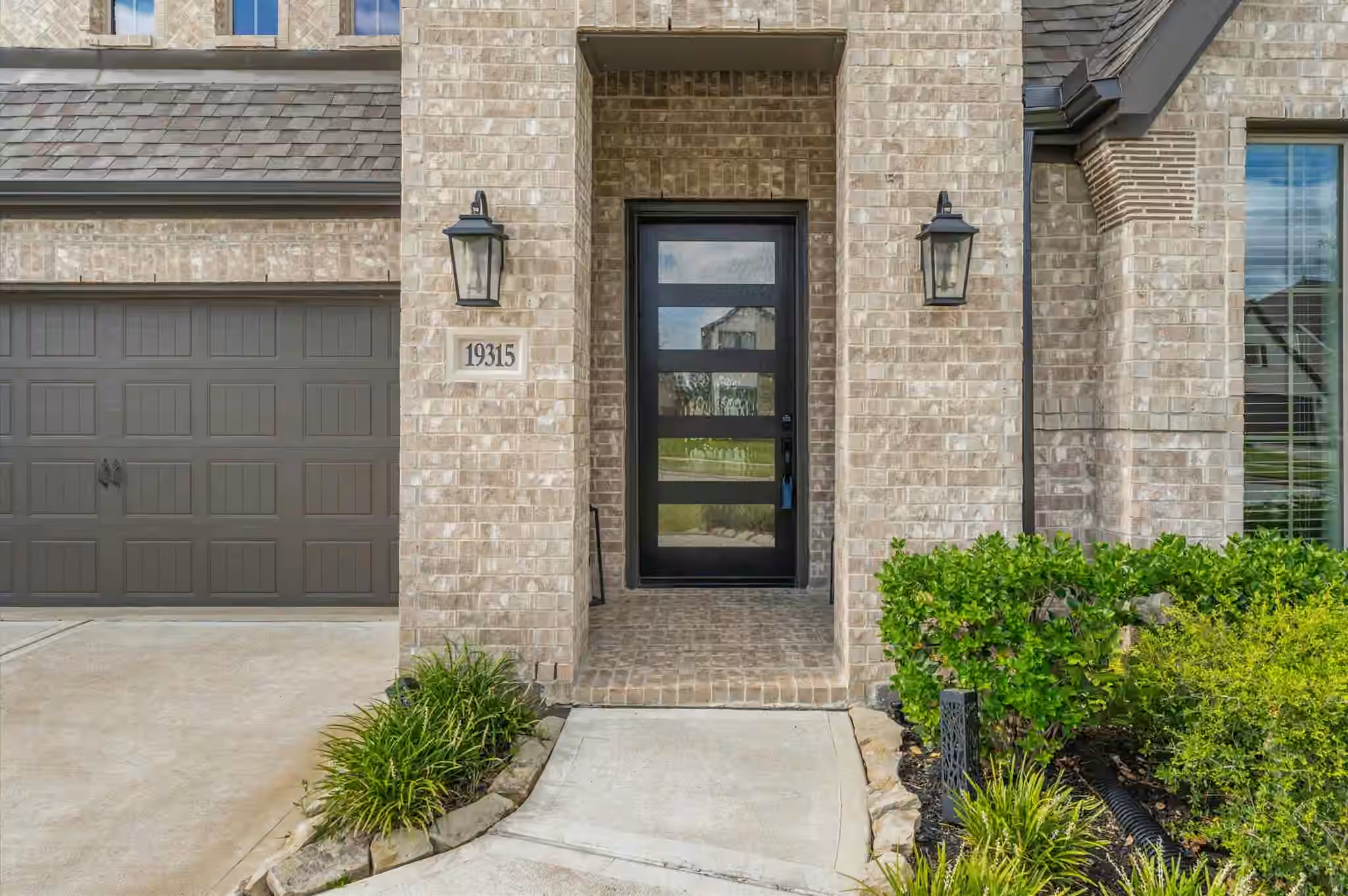 Photo 4 of 19315 Stagecoach Breeze Lane, Tomball, TX