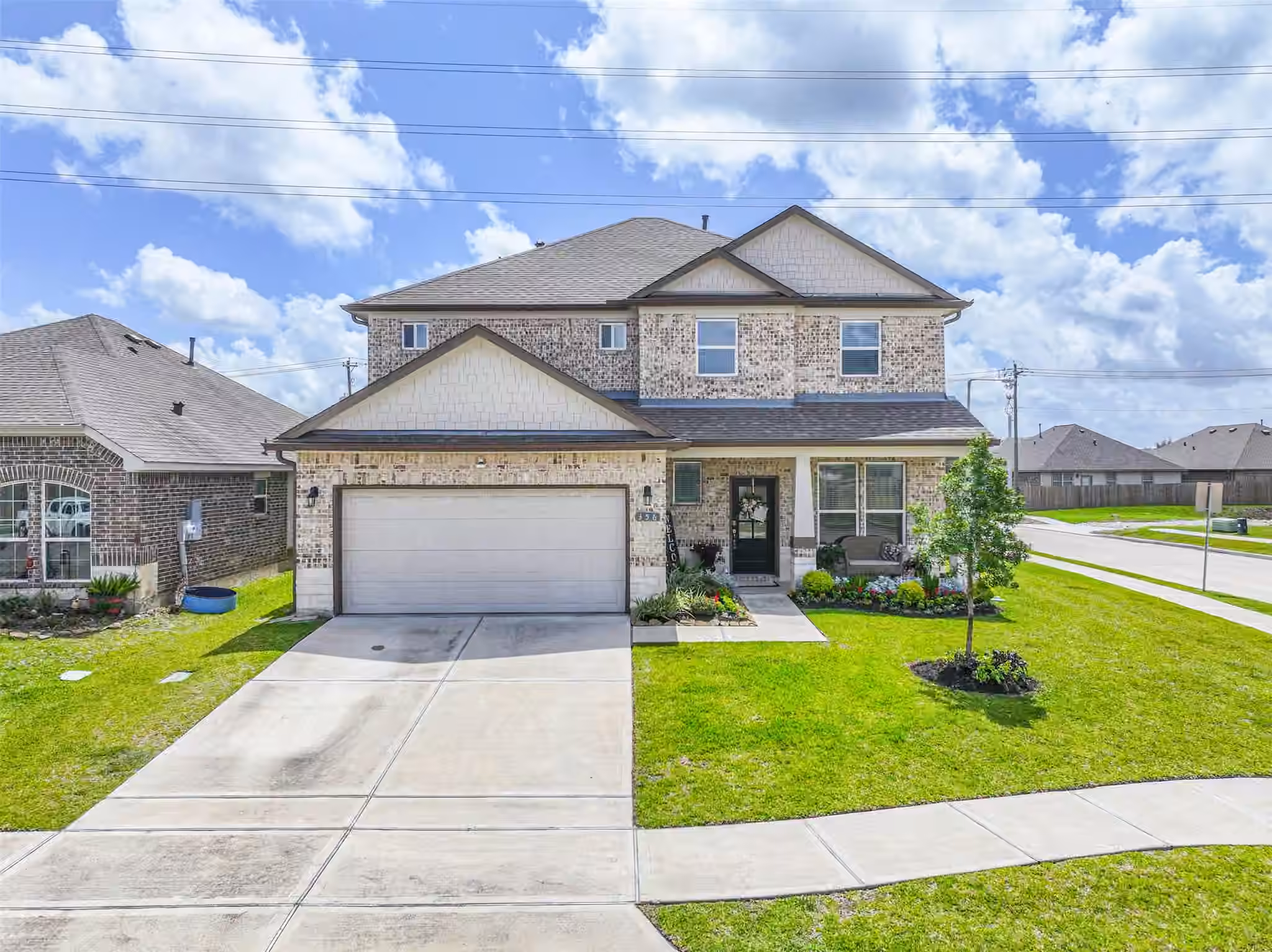 Photo 3 of 356 Selah Court, Alvin, TX