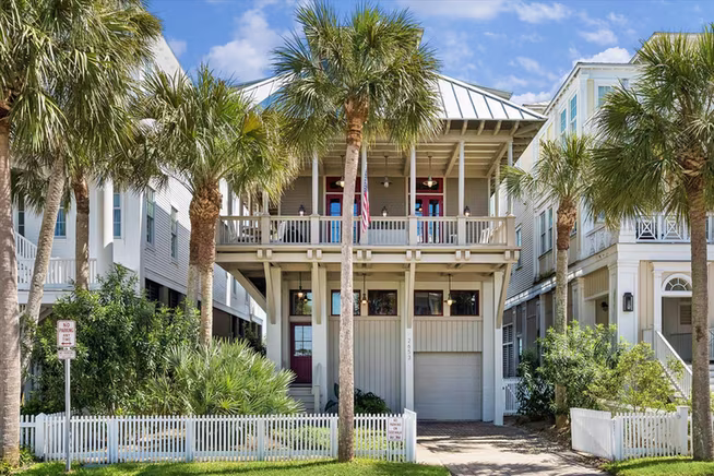 Photo of 2653 E Seaside Drive, Galveston, TX