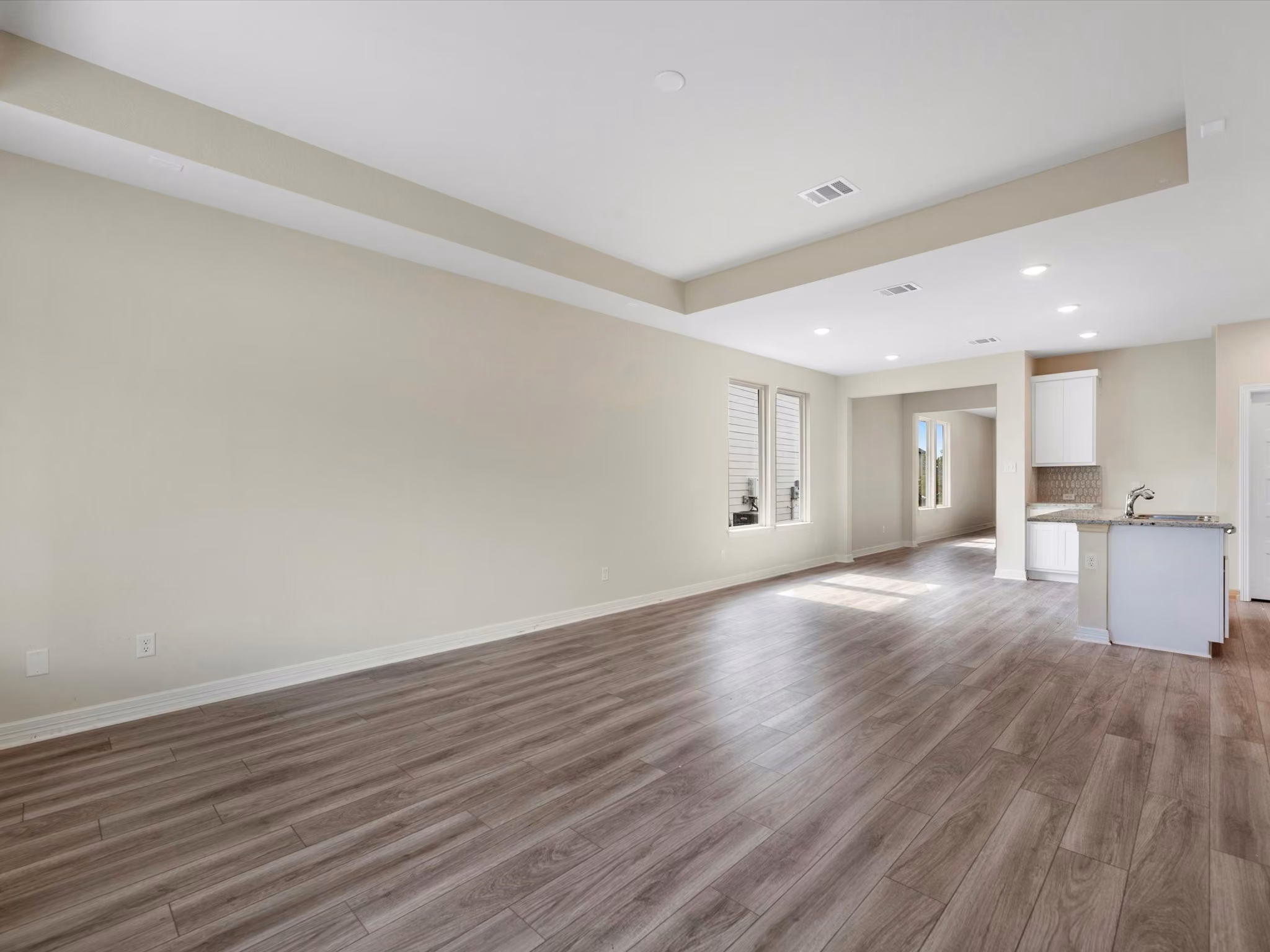 Photo 5 of 8066 Magnolia Prairie Lane, Cypress, TX