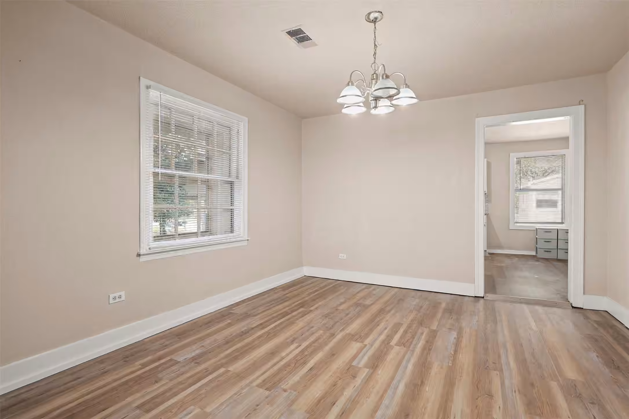 Photo 7 of 630 Orange Street, La Marque, TX
