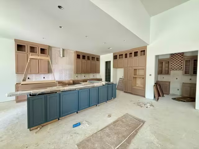 Photo 3 of 352 Louvenia Court, Pinehurst, TX