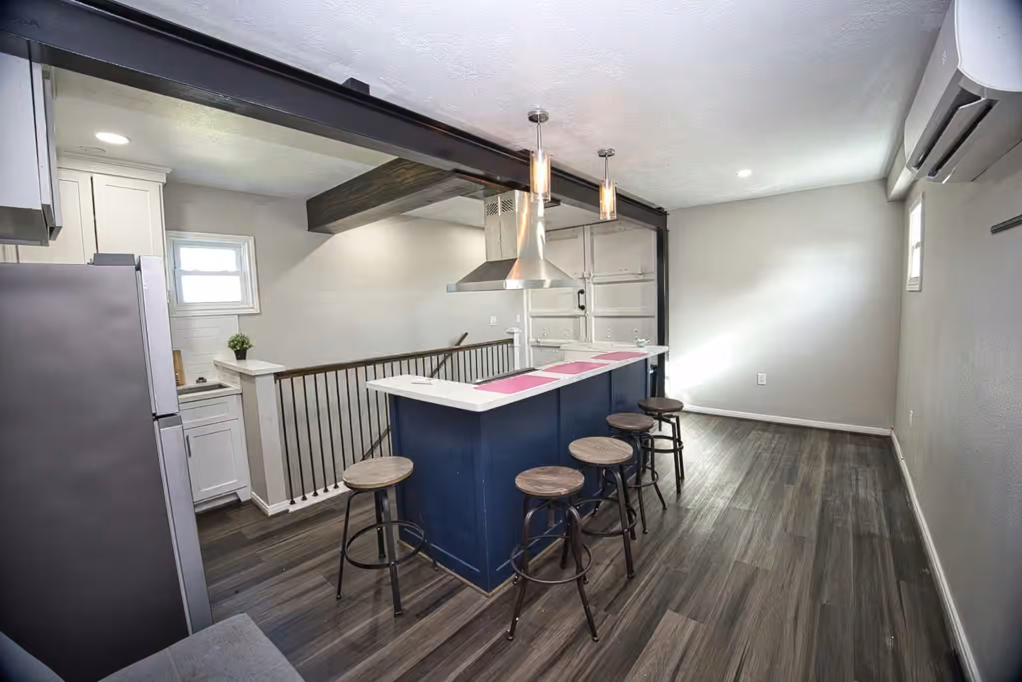 Photo 3 of 4016 Las Palmas Street, Galveston, TX