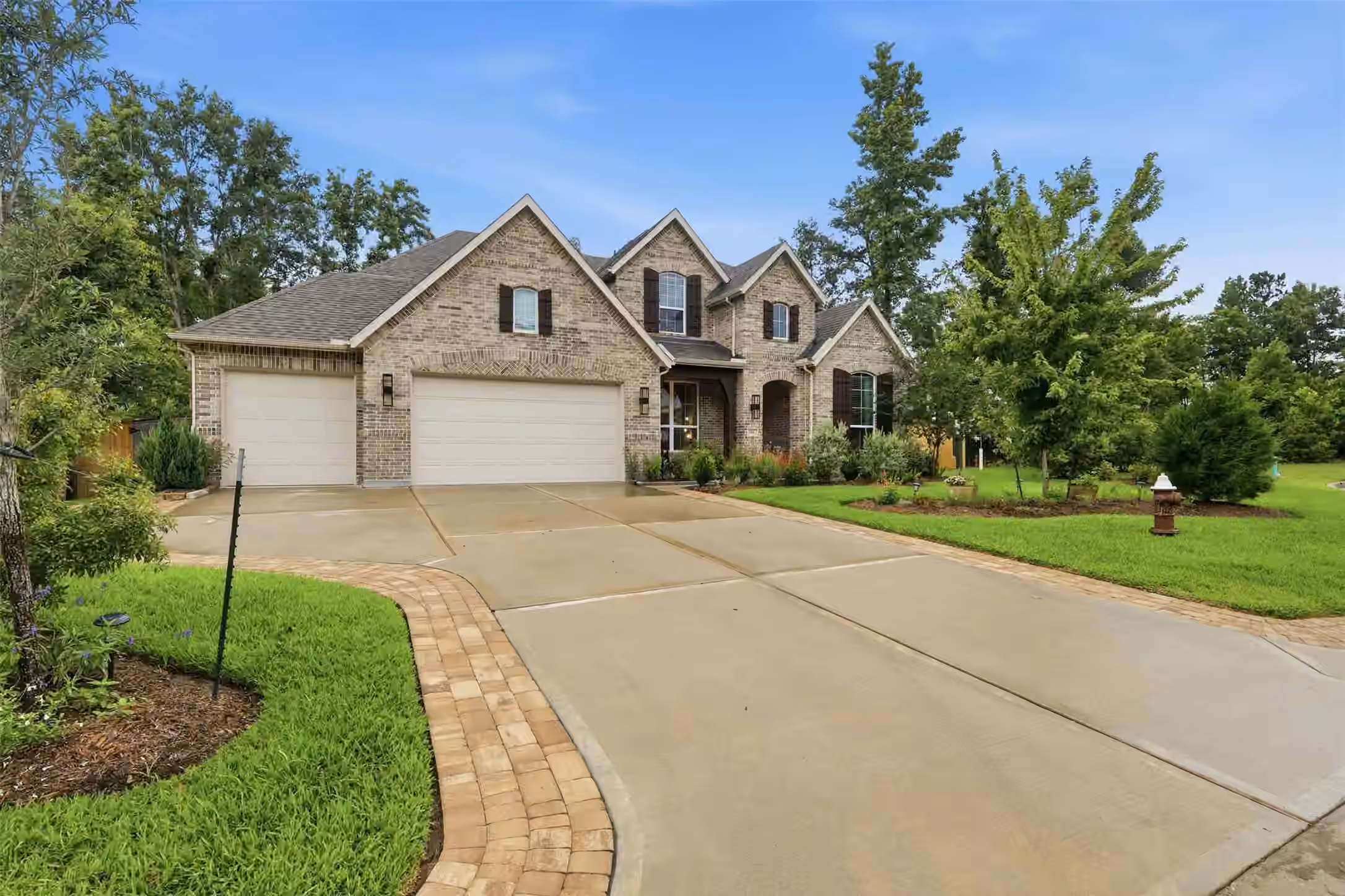 Photo 2 of 261 Monte Carlo Lane, Montgomery, TX