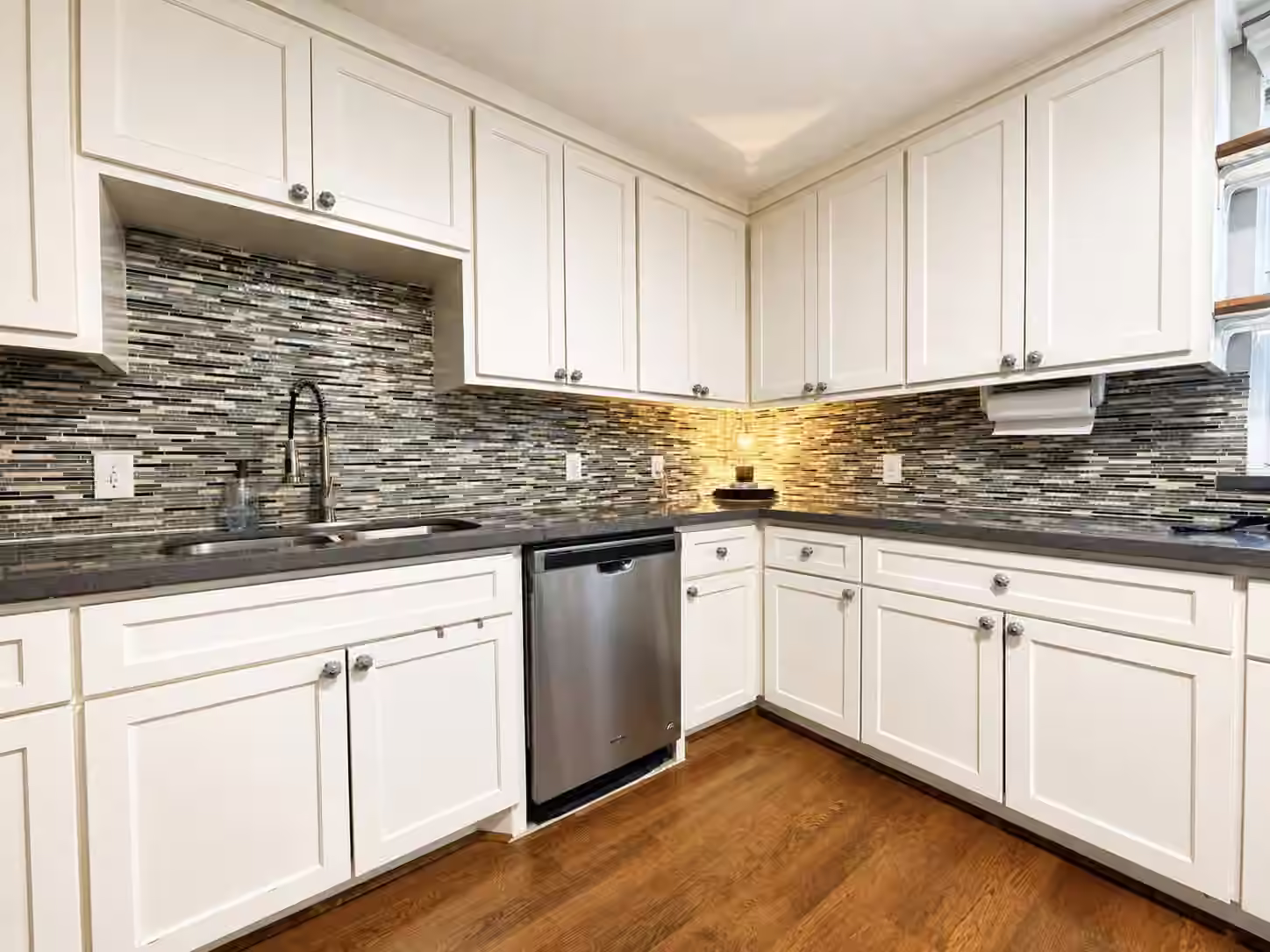 Photo 2 of 4718 Meadow Park Drive, Houston, TX