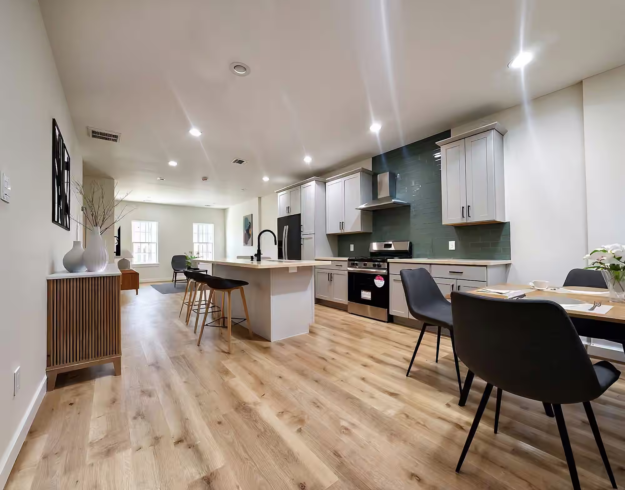 Photo 3 of 7322 Laredo Street, Houston, TX