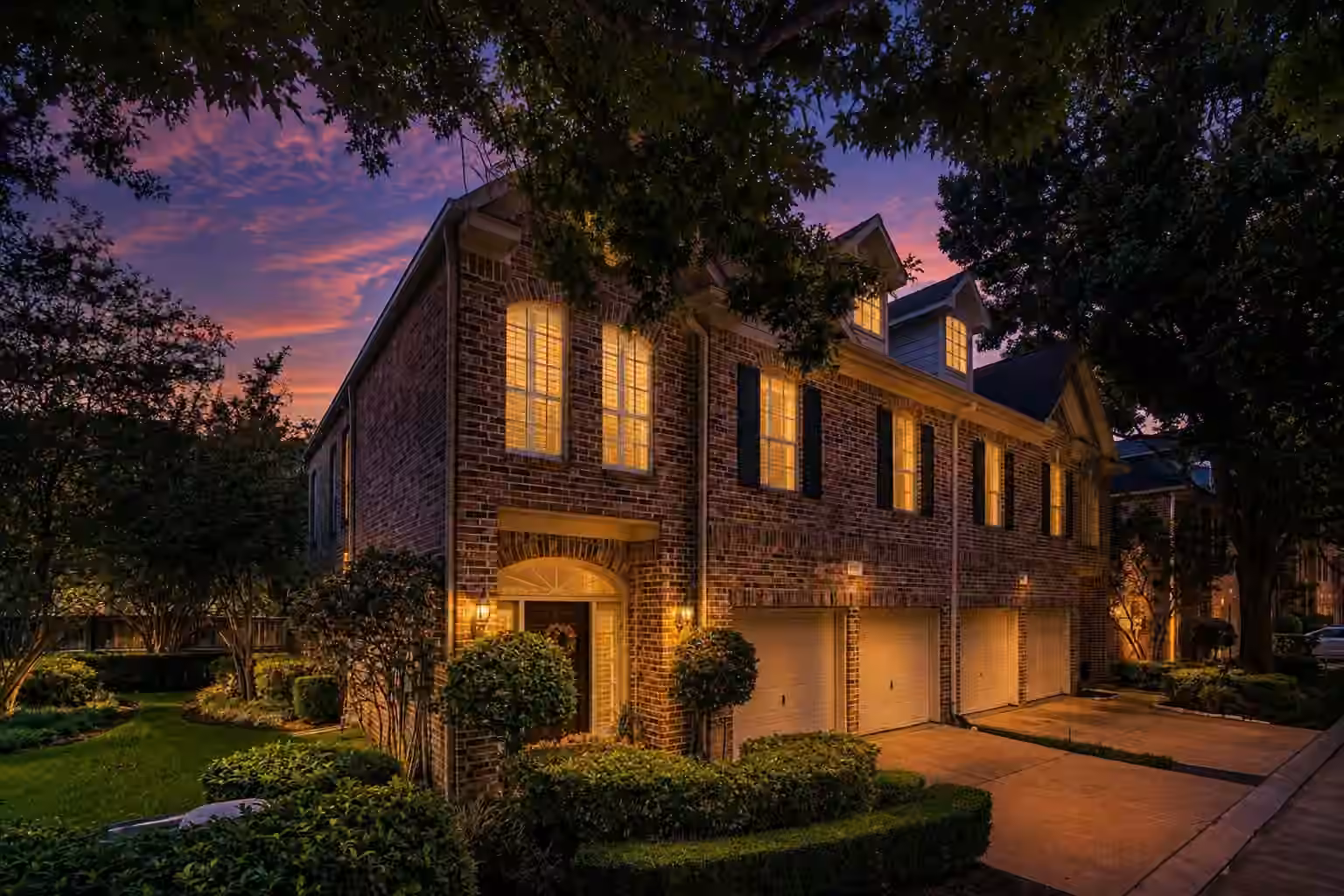 Photo 2 of 5819 Inwood Park Ct Court N, Houston, TX