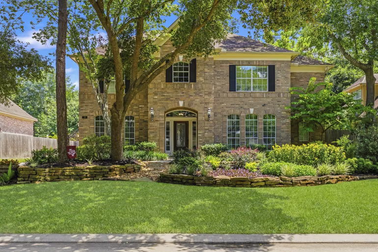 Photo of 18 Keelrock Place, The Woodlands, TX 77382