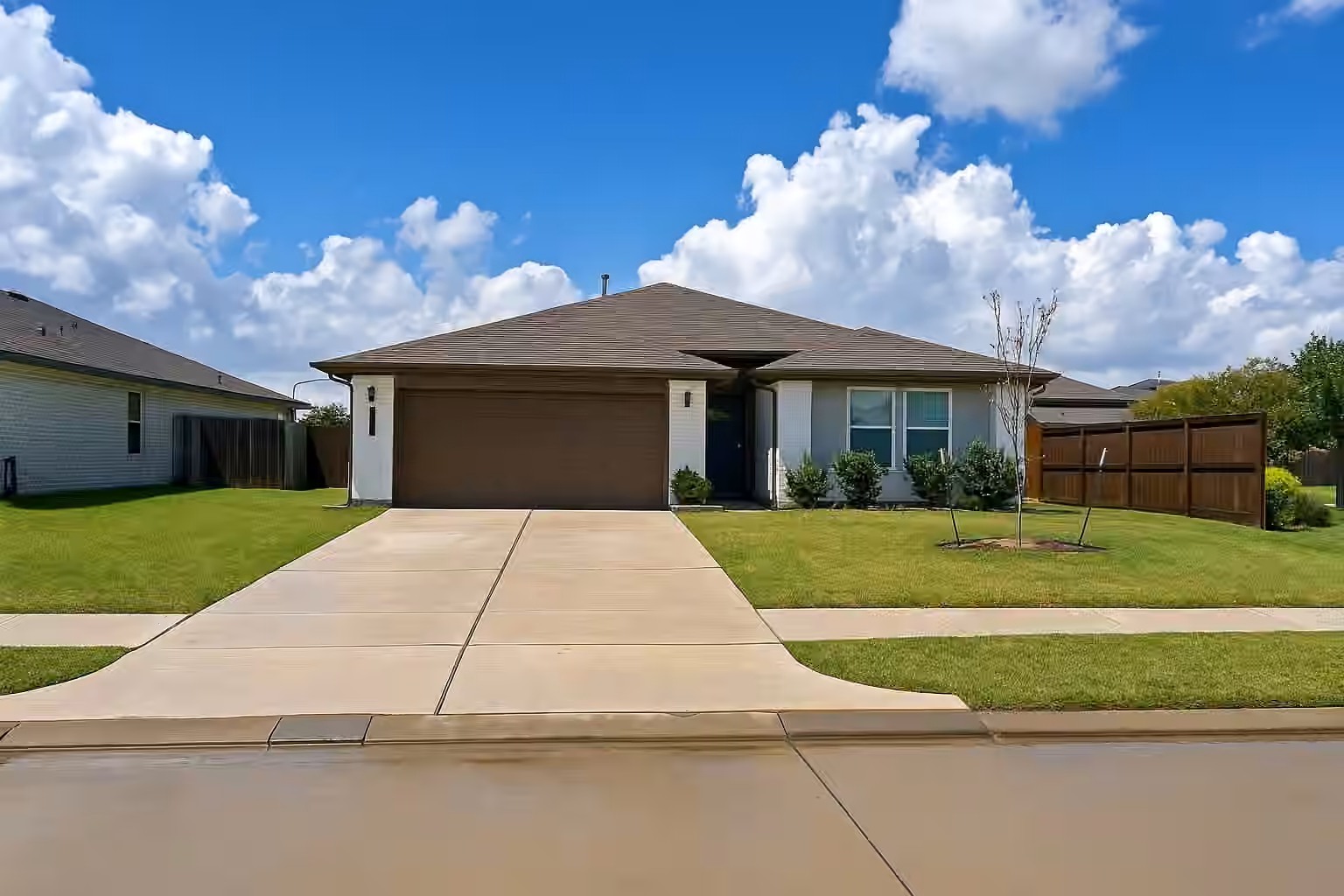 Photo of 16 Desert Spring Lane, Manvel, TX