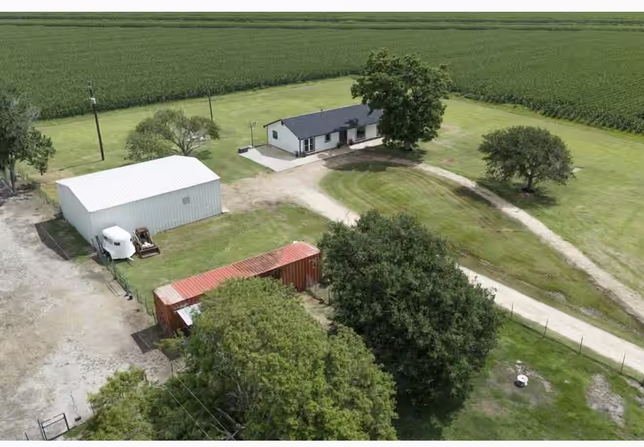 Photo of 1737 County Road 425, Clemville, TX