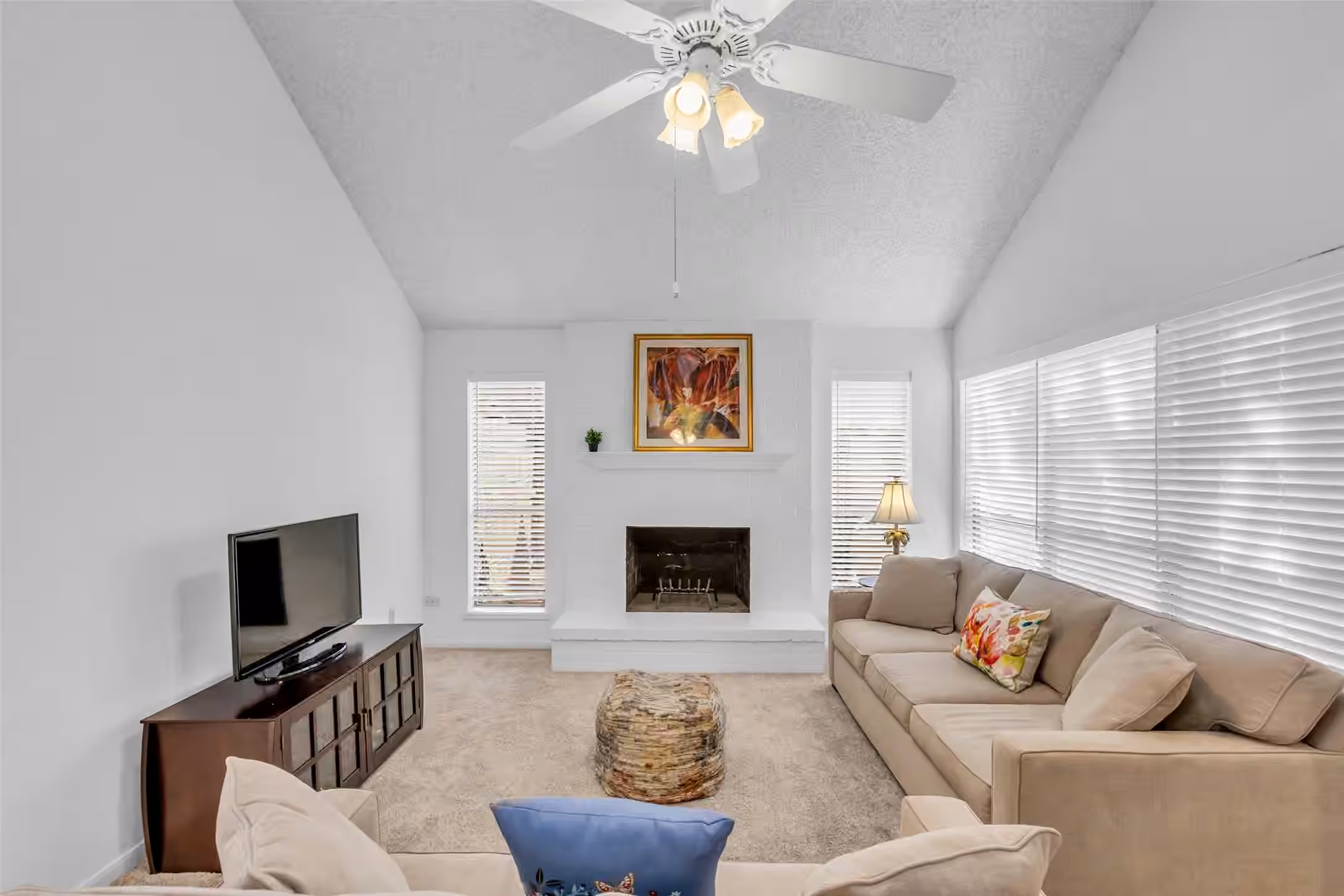Photo 5 of 13740 Hollowgreen Drive 605, Houston, TX