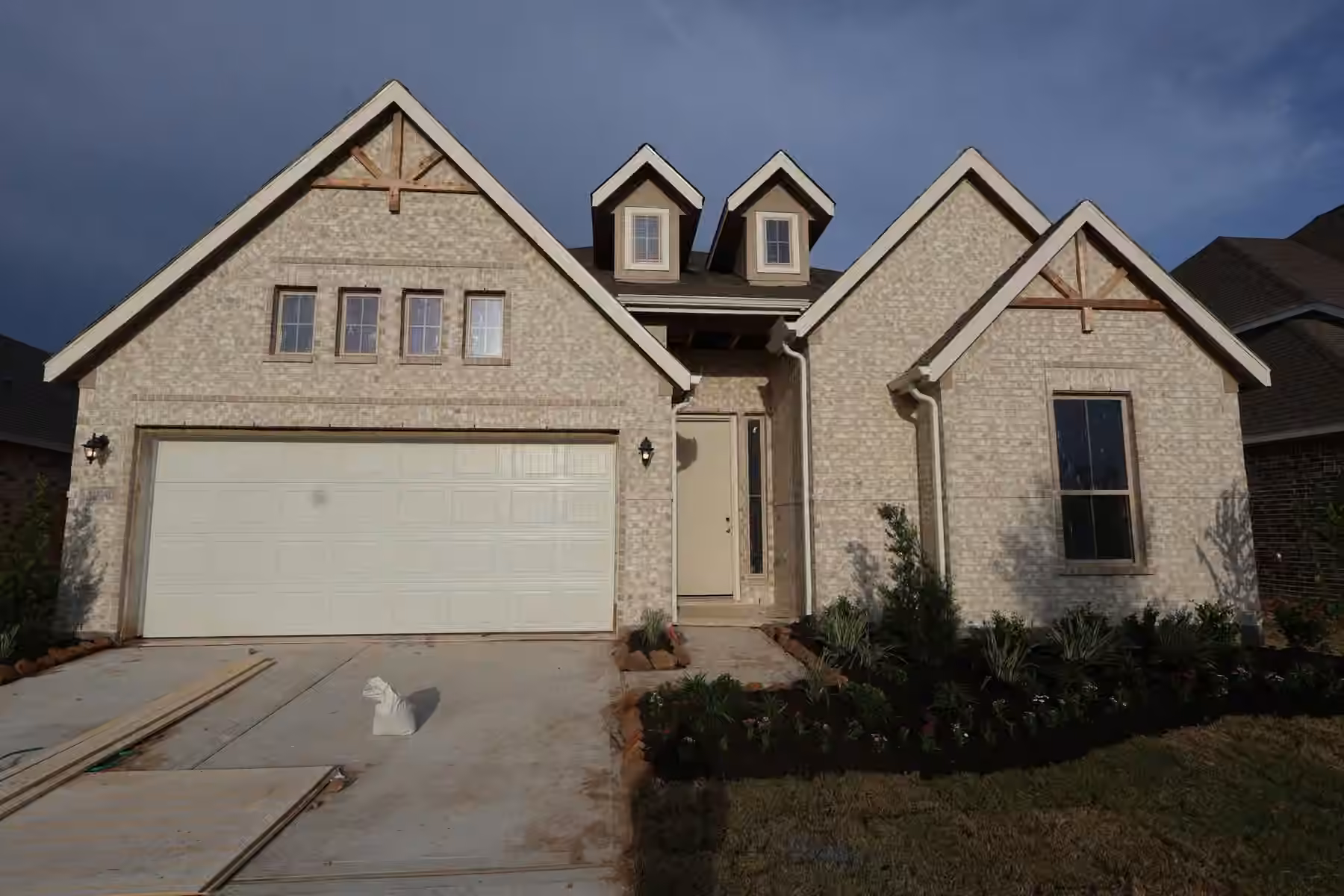 Photo 3 of 21930 Iris Colony Drive, Waller, TX