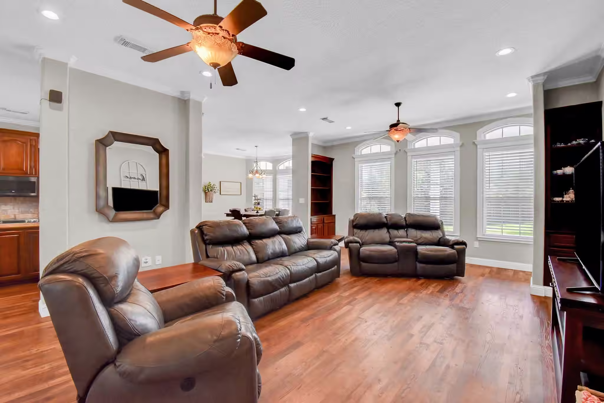 Photo 5 of 7547 County Road 684D, Sweeny, TX