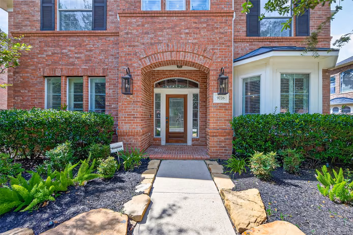 Photo 5 of 9726 Blue Cruls Way, Spring, TX