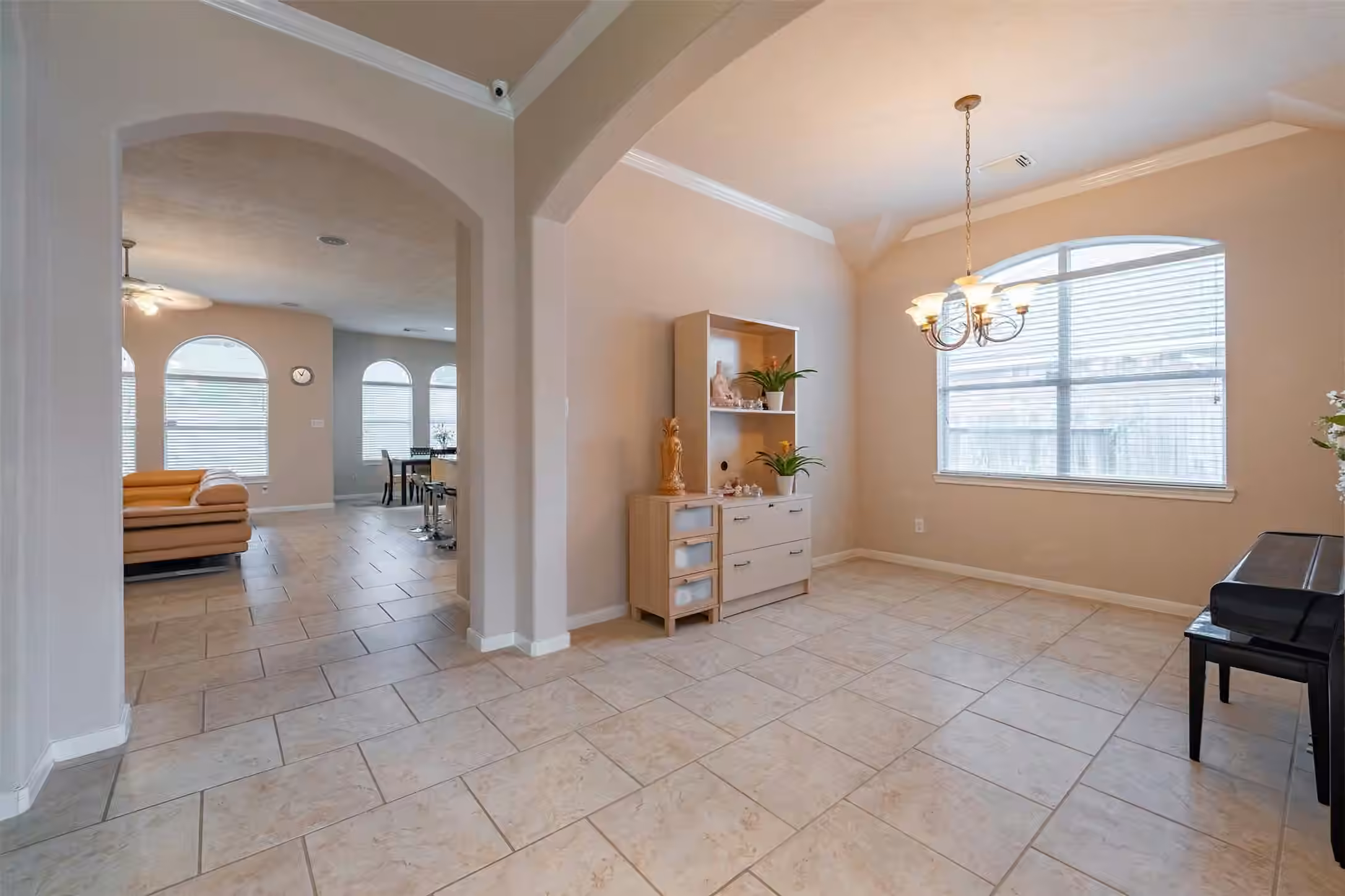 Photo 7 of 13815 Normandy Court, Sugar Land, TX