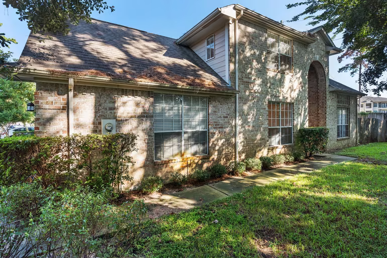 Photo 2 of 14420 Walters Road 20, Houston, TX