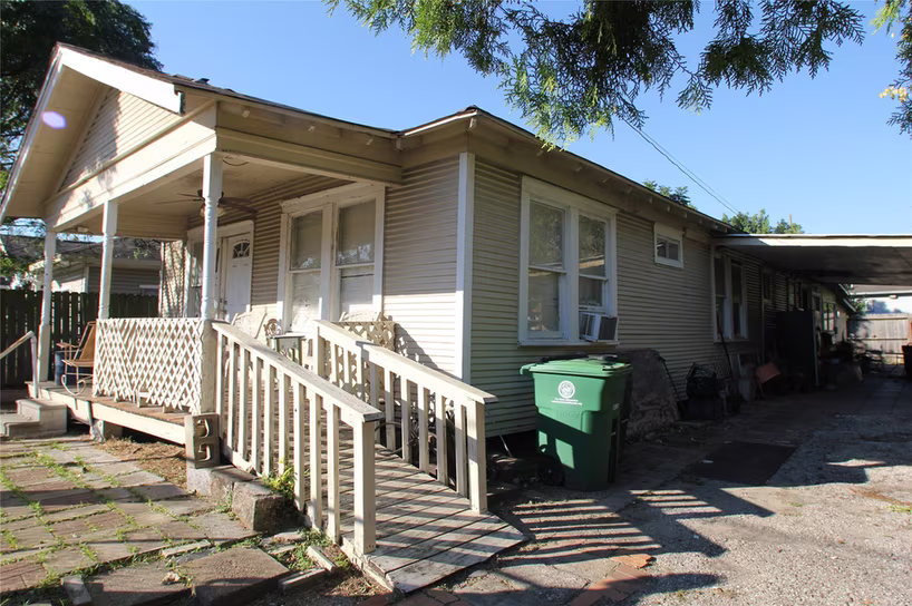 Photo 4 of 7013 Avenue E, Houston, TX