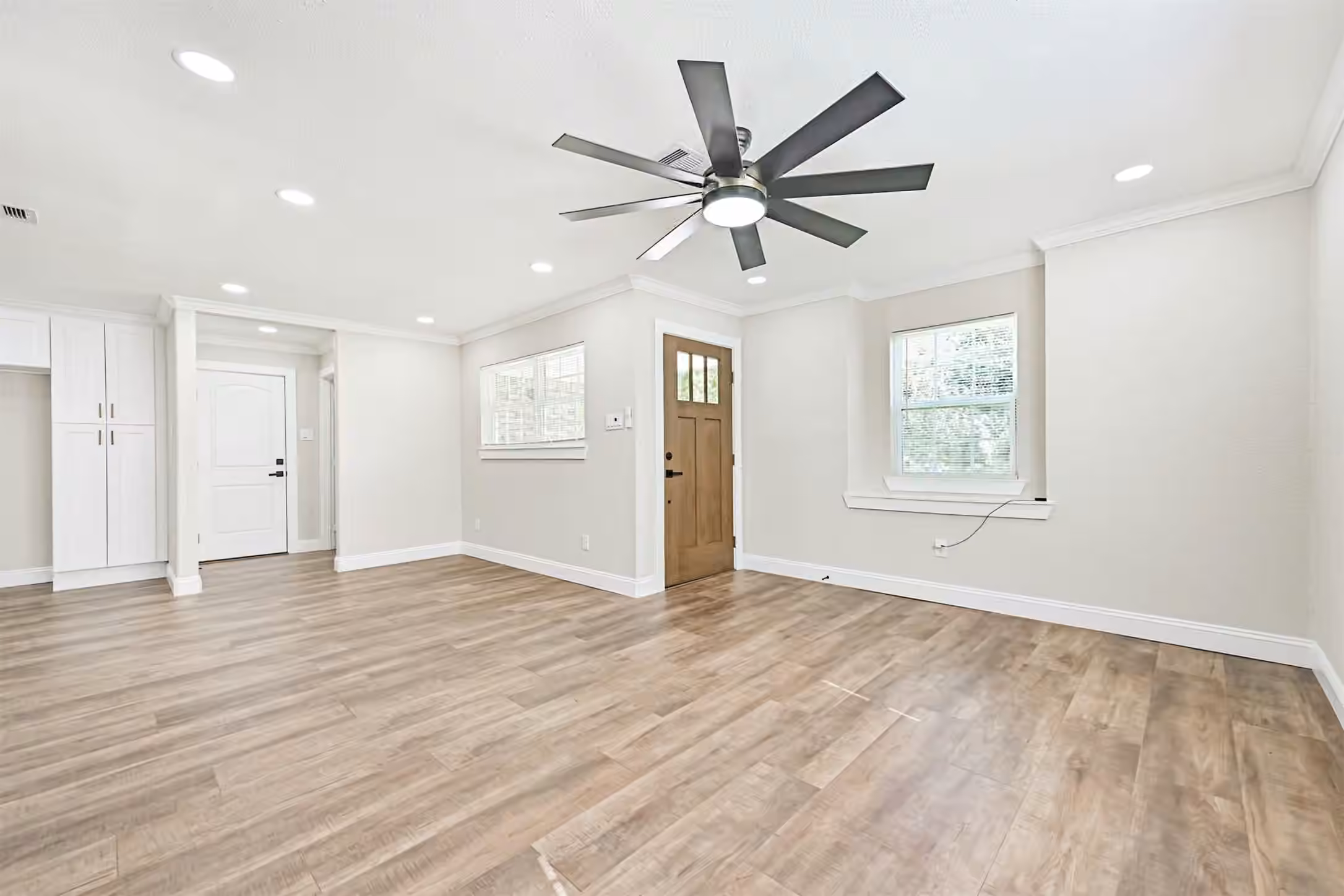 Photo 2 of 5622 Canterway Drive, Houston, TX