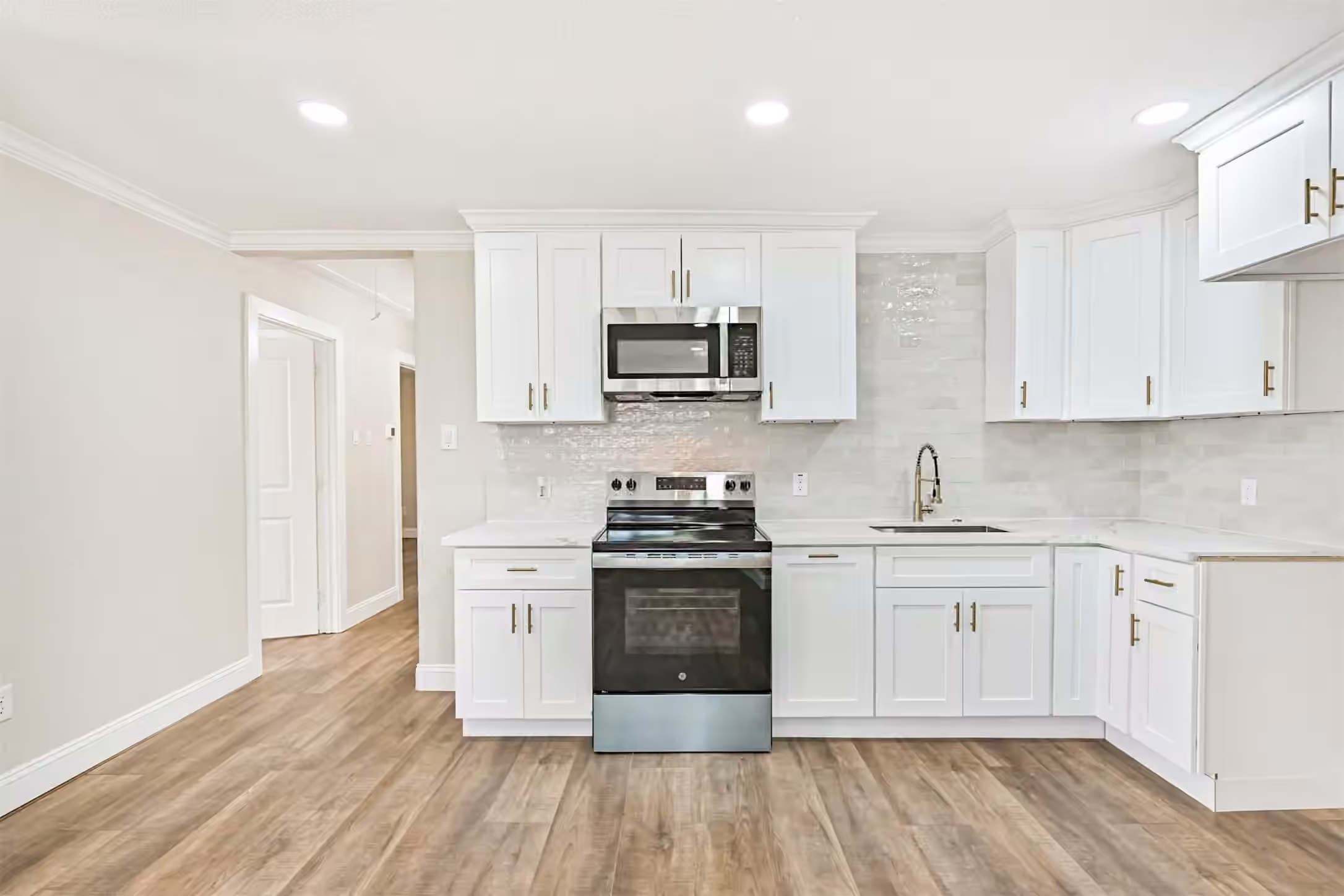 Photo 6 of 5622 Canterway Drive, Houston, TX