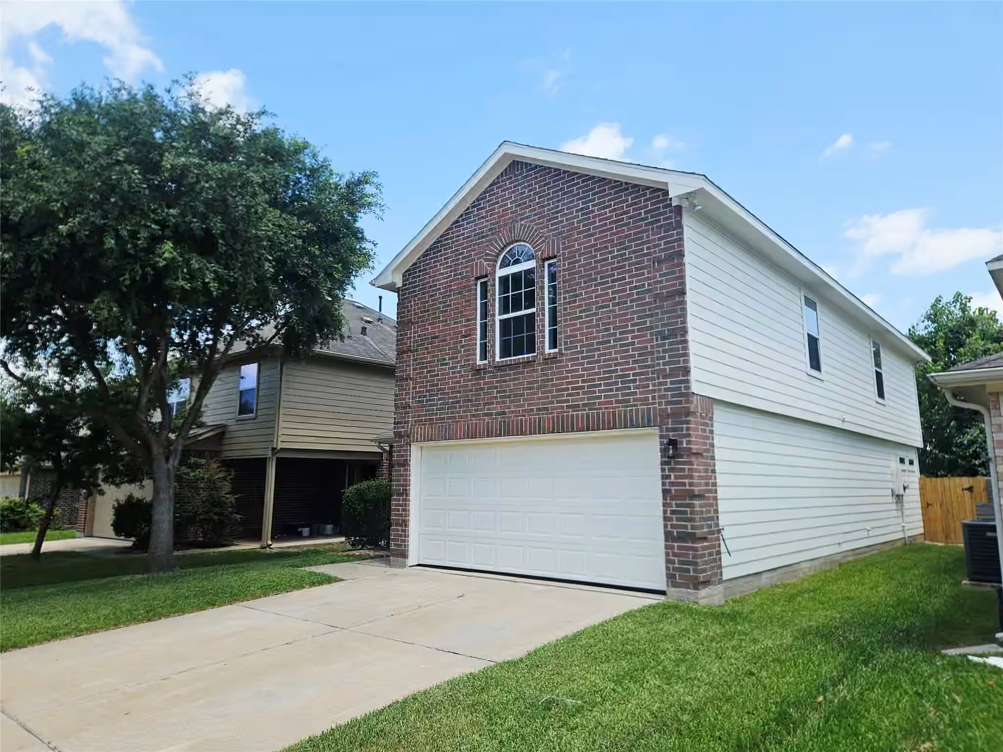 Photo 4 of 4227 Richmeadow Drive, Houston, TX