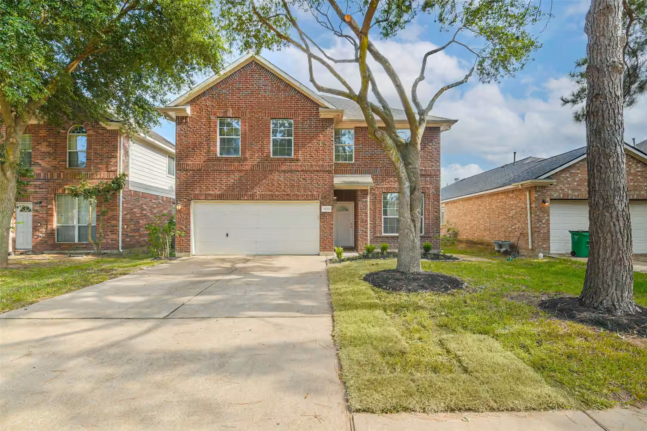 Photo 3 of 16615 Whitaker Creek Drive, Houston, TX