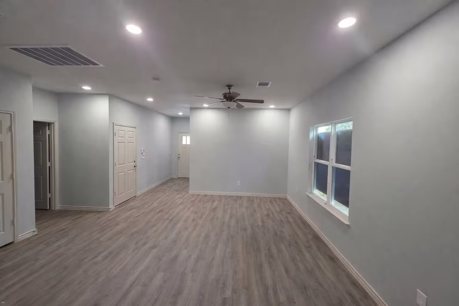 Photo 3 of 3415 Hadley Street, Houston, TX